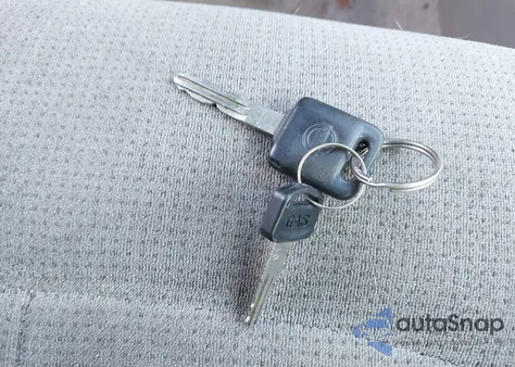 2004 Nissan Altima 2.5 S z USA, uszkodzony, nr VIN 1N4AL11D44C195646